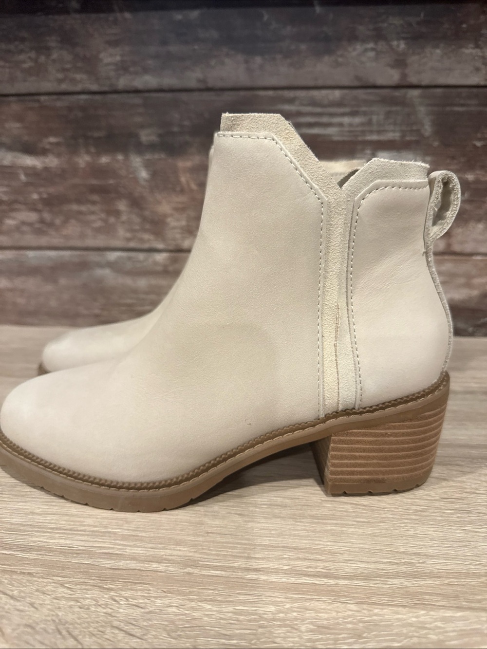 Toms Cream Leather Ankle Booties with Block Heel